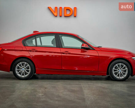 Красный БМВ 3 Серия, объемом двигателя 2 л и пробегом 124 тыс. км за 14705 $, фото 3 на Automoto.ua