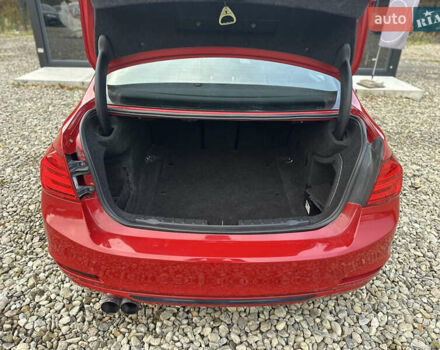 БМВ 3 Серия 2013 в Львове на Automoto.ua Красный БМВ 3 Серия, объемом двигателя 2 л и пробегом 149 тыс. км за 10700 $, фото 4 на Automoto.ua