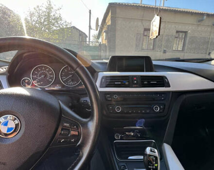 Красный БМВ 3 Серия, объемом двигателя 2 л и пробегом 240 тыс. км за 14999 $, фото 15 на Automoto.ua