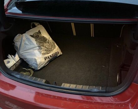 Красный БМВ 3 Серия, объемом двигателя 2 л и пробегом 200 тыс. км за 12500 $, фото 8 на Automoto.ua