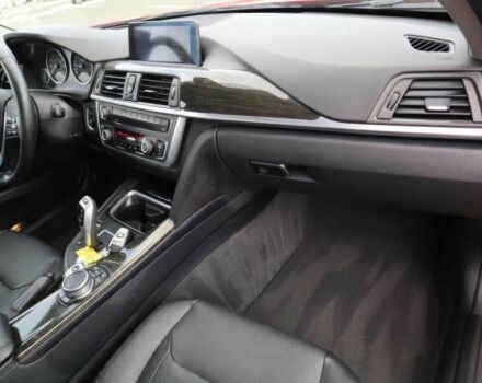 Красный БМВ 3 Серия, объемом двигателя 2 л и пробегом 79 тыс. км за 3300 $, фото 6 на Automoto.ua