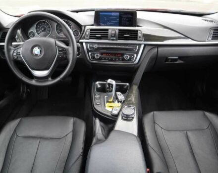 Красный БМВ 3 Серия, объемом двигателя 2 л и пробегом 79 тыс. км за 3300 $, фото 7 на Automoto.ua