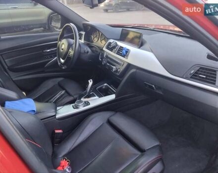 Красный БМВ 3 Серия, объемом двигателя 2 л и пробегом 113 тыс. км за 15499 $, фото 9 на Automoto.ua