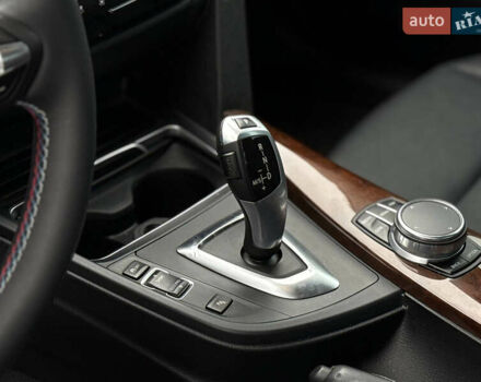 Красный БМВ 3 Серия, объемом двигателя 2 л и пробегом 137 тыс. км за 14900 $, фото 11 на Automoto.ua