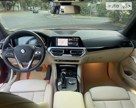 Красный БМВ 3 Серия, объемом двигателя 2 л и пробегом 4 тыс. км за 42500 $, фото 4 на Automoto.ua