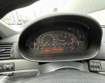 Красный БМВ 3 Серия, объемом двигателя 2 л и пробегом 344 тыс. км за 3000 $, фото 12 на Automoto.ua