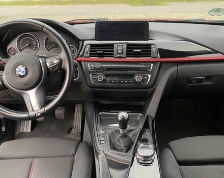 Красный БМВ 3 Серия, объемом двигателя 2 л и пробегом 160 тыс. км за 9000 $, фото 8 на Automoto.ua