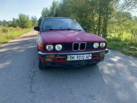 БМВ 3 Серия 1986 в Ровно на Automoto.ua Красный БМВ 3 Серия, объемом двигателя 1.8 л и пробегом 400 тыс. км за 600 $, фото 1 на Automoto.ua