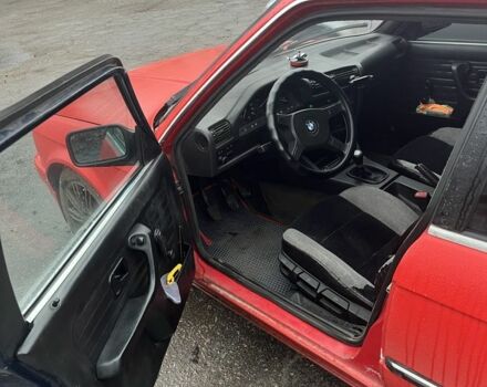 Червоний БМВ 3 Серія, об'ємом двигуна 2.4 л та пробігом 300 тис. км за 2100 $, фото 1 на Automoto.ua