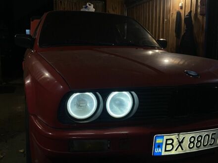 Красный БМВ 3 Серия, объемом двигателя 1.8 л и пробегом 180 тыс. км за 2300 $, фото 1 на Automoto.ua