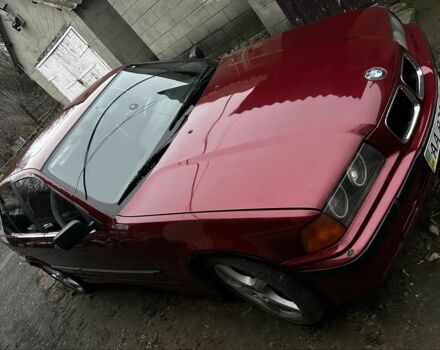 Красный БМВ 3 Серия, объемом двигателя 1.6 л и пробегом 200 тыс. км за 2300 $, фото 1 на Automoto.ua