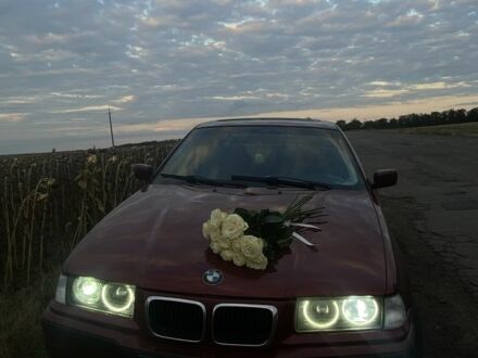 Красный БМВ 3 Серия, объемом двигателя 1.8 л и пробегом 654 тыс. км за 2000 $, фото 1 на Automoto.ua