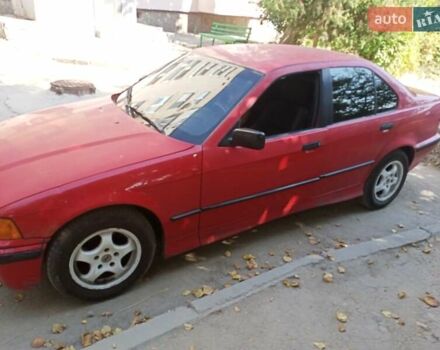 Червоний БМВ 3 Серія, об'ємом двигуна 1.6 л та пробігом 450 тис. км за 2500 $, фото 1 на Automoto.ua