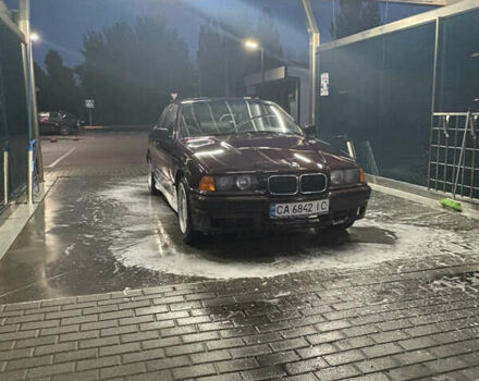 Красный БМВ 3 Серия, объемом двигателя 1.99 л и пробегом 251 тыс. км за 3500 $, фото 1 на Automoto.ua