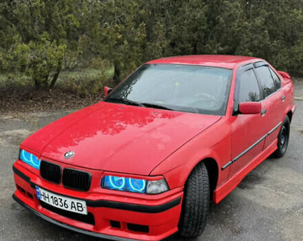 Красный БМВ 3 Серия, объемом двигателя 1.8 л и пробегом 366 тыс. км за 3800 $, фото 1 на Automoto.ua