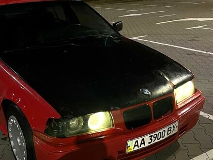 Красный БМВ 3 Серия, объемом двигателя 1.6 л и пробегом 406 тыс. км за 1900 $, фото 1 на Automoto.ua