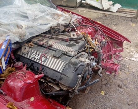 Красный БМВ 3 Серия, объемом двигателя 0 л и пробегом 280 тыс. км за 1000 $, фото 1 на Automoto.ua