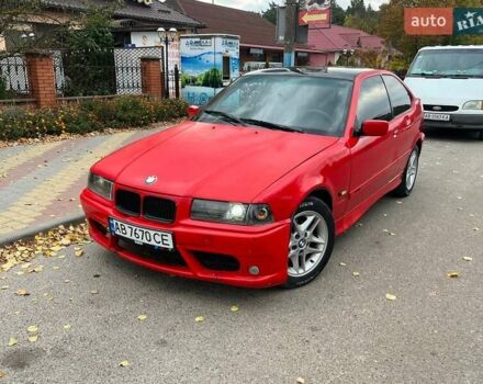 Красный БМВ 3 Серия, объемом двигателя 1.6 л и пробегом 280 тыс. км за 1850 $, фото 1 на Automoto.ua