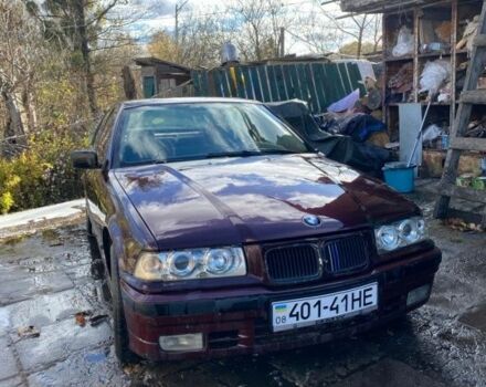 Красный БМВ 3 Серия, объемом двигателя 1 л и пробегом 200 тыс. км за 700 $, фото 1 на Automoto.ua