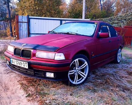 Красный БМВ 3 Серия, объемом двигателя 1.8 л и пробегом 0 тыс. км за 2000 $, фото 1 на Automoto.ua