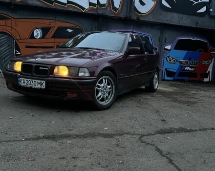 Красный БМВ 3 Серия, объемом двигателя 1.8 л и пробегом 420 тыс. км за 3000 $, фото 1 на Automoto.ua