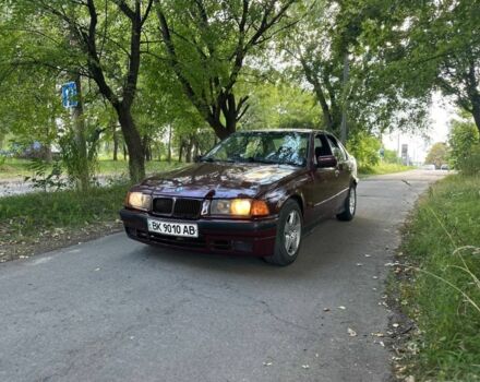 Красный БМВ 3 Серия, объемом двигателя 1.8 л и пробегом 368 тыс. км за 1900 $, фото 1 на Automoto.ua
