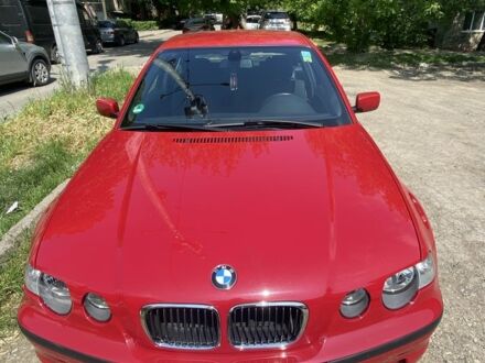 Красный БМВ 3 Серия, объемом двигателя 1.8 л и пробегом 111 тыс. км за 4800 $, фото 1 на Automoto.ua