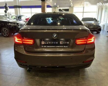 БМВ 3 Серия, объемом двигателя 2 л и пробегом 122 тыс. км за 15900 $, фото 5 на Automoto.ua
