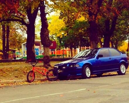 БМВ 3 Серия, объемом двигателя 16 л и пробегом 200 тыс. км за 2000 $, фото 6 на Automoto.ua