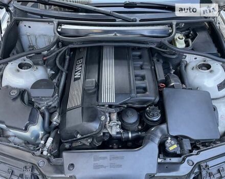 БМВ 3 Серия, объемом двигателя 2.5 л и пробегом 320 тыс. км за 7700 $, фото 7 на Automoto.ua