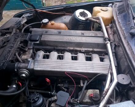 БМВ 3 Серия, объемом двигателя 2.5 л и пробегом 360 тыс. км за 1100 $, фото 2 на Automoto.ua