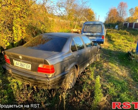 БМВ 3 Серия, объемом двигателя 1.8 л и пробегом 0 тыс. км за 1800 $, фото 3 на Automoto.ua