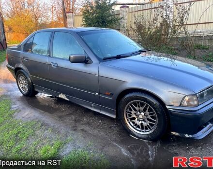 БМВ 3 Серия, объемом двигателя 1.8 л и пробегом 0 тыс. км за 1800 $, фото 5 на Automoto.ua