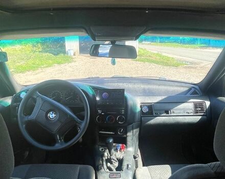 БМВ 3 Серия, объемом двигателя 2 л и пробегом 0 тыс. км за 2800 $, фото 3 на Automoto.ua