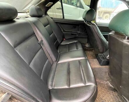 БМВ 3 Серия, объемом двигателя 16 л и пробегом 300 тыс. км за 1200 $, фото 6 на Automoto.ua