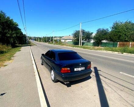 БМВ 3 Серия, объемом двигателя 2.5 л и пробегом 325 тыс. км за 3000 $, фото 2 на Automoto.ua