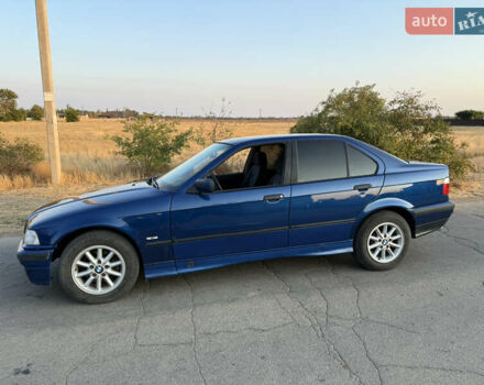 БМВ 3 Серия, объемом двигателя 1.6 л и пробегом 190 тыс. км за 3200 $, фото 21 на Automoto.ua
