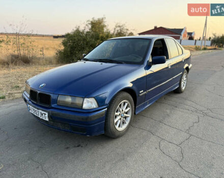 БМВ 3 Серия, объемом двигателя 1.6 л и пробегом 190 тыс. км за 3200 $, фото 10 на Automoto.ua