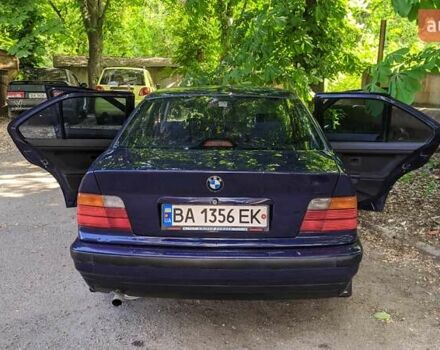 БМВ 3 Серия, объемом двигателя 1.6 л и пробегом 240 тыс. км за 3350 $, фото 12 на Automoto.ua