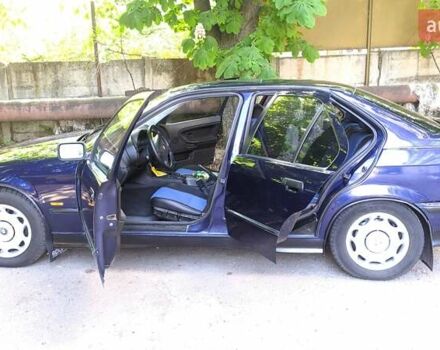 БМВ 3 Серия, объемом двигателя 1.6 л и пробегом 240 тыс. км за 3350 $, фото 15 на Automoto.ua