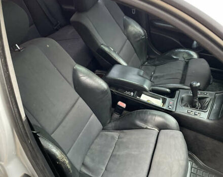 БМВ 3 Серия, объемом двигателя 1.9 л и пробегом 250 тыс. км за 3000 $, фото 7 на Automoto.ua