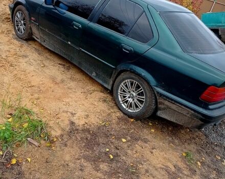 БМВ 3 Серия, объемом двигателя 2.5 л и пробегом 111 тыс. км за 1950 $, фото 2 на Automoto.ua