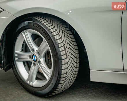 БМВ 3 Серия, объемом двигателя 2 л и пробегом 179 тыс. км за 11677 $, фото 7 на Automoto.ua