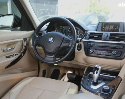 БМВ 3 Серия, объемом двигателя 2 л и пробегом 178 тыс. км за 12000 $, фото 10 на Automoto.ua