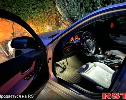 БМВ 3 Серия, объемом двигателя 2 л и пробегом 321 тыс. км за 12500 $, фото 5 на Automoto.ua