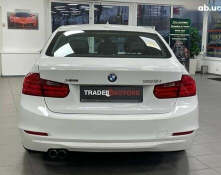 БМВ 3 Серия, объемом двигателя 2 л и пробегом 158 тыс. км за 12790 $, фото 10 на Automoto.ua