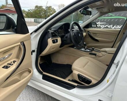 БМВ 3 Серия, объемом двигателя 2 л и пробегом 128 тыс. км за 12500 $, фото 4 на Automoto.ua