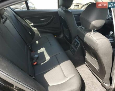 БМВ 3 Серия, объемом двигателя 2 л и пробегом 105 тыс. км за 2500 $, фото 9 на Automoto.ua