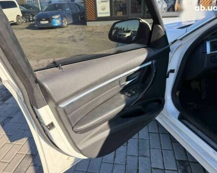 БМВ 3 Серия, объемом двигателя 2 л и пробегом 100 тыс. км за 12000 $, фото 16 на Automoto.ua