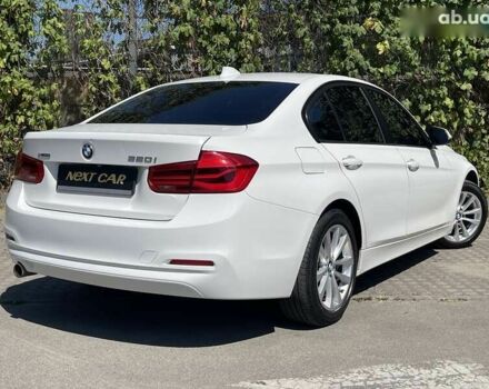 БМВ 3 Серия, объемом двигателя 2 л и пробегом 123 тыс. км за 17900 $, фото 9 на Automoto.ua